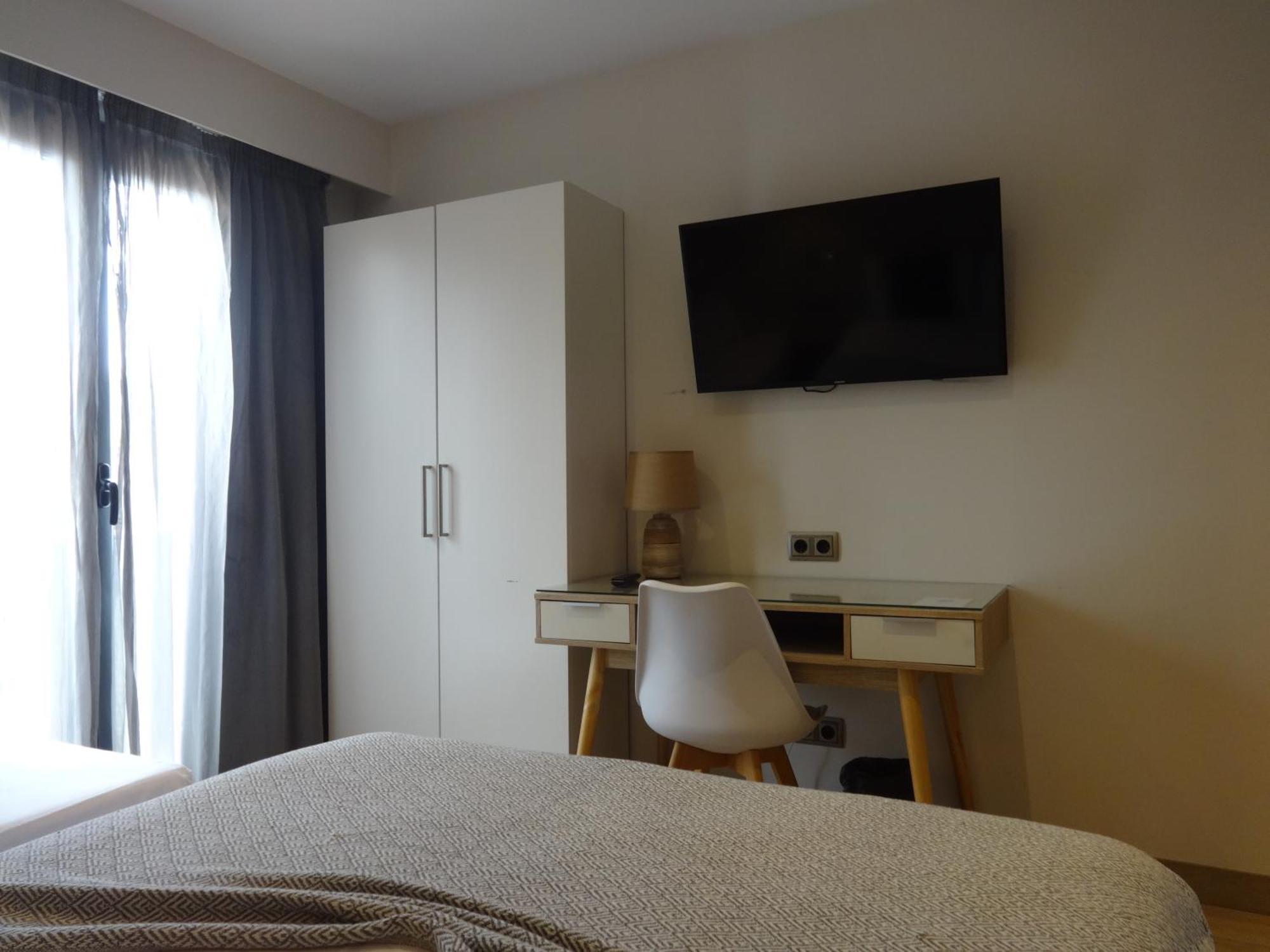Superior Double Room Extra Bed,1555170055:JPEG