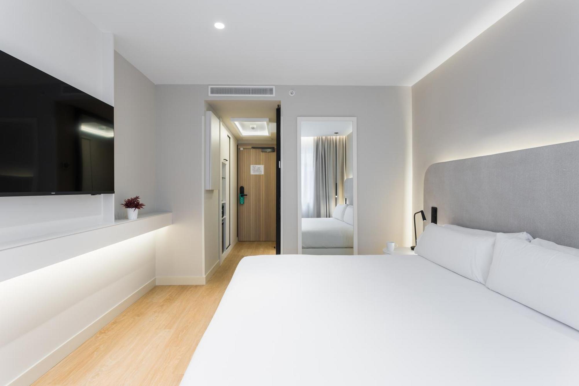 Comfort Double or Twin Room
