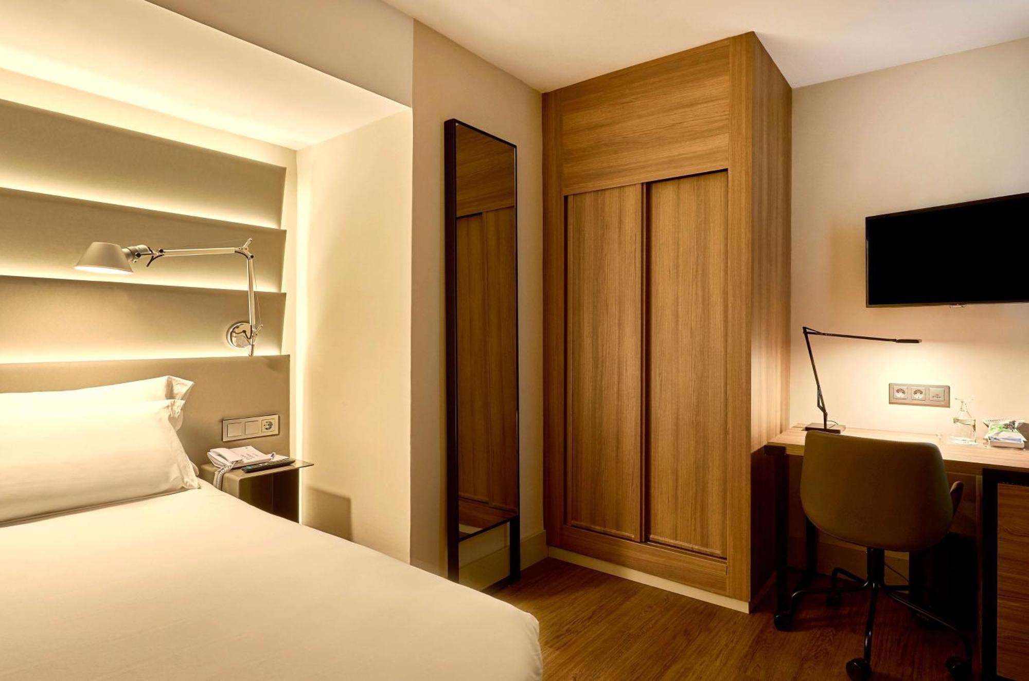 Single Room,1704845345:JPEG