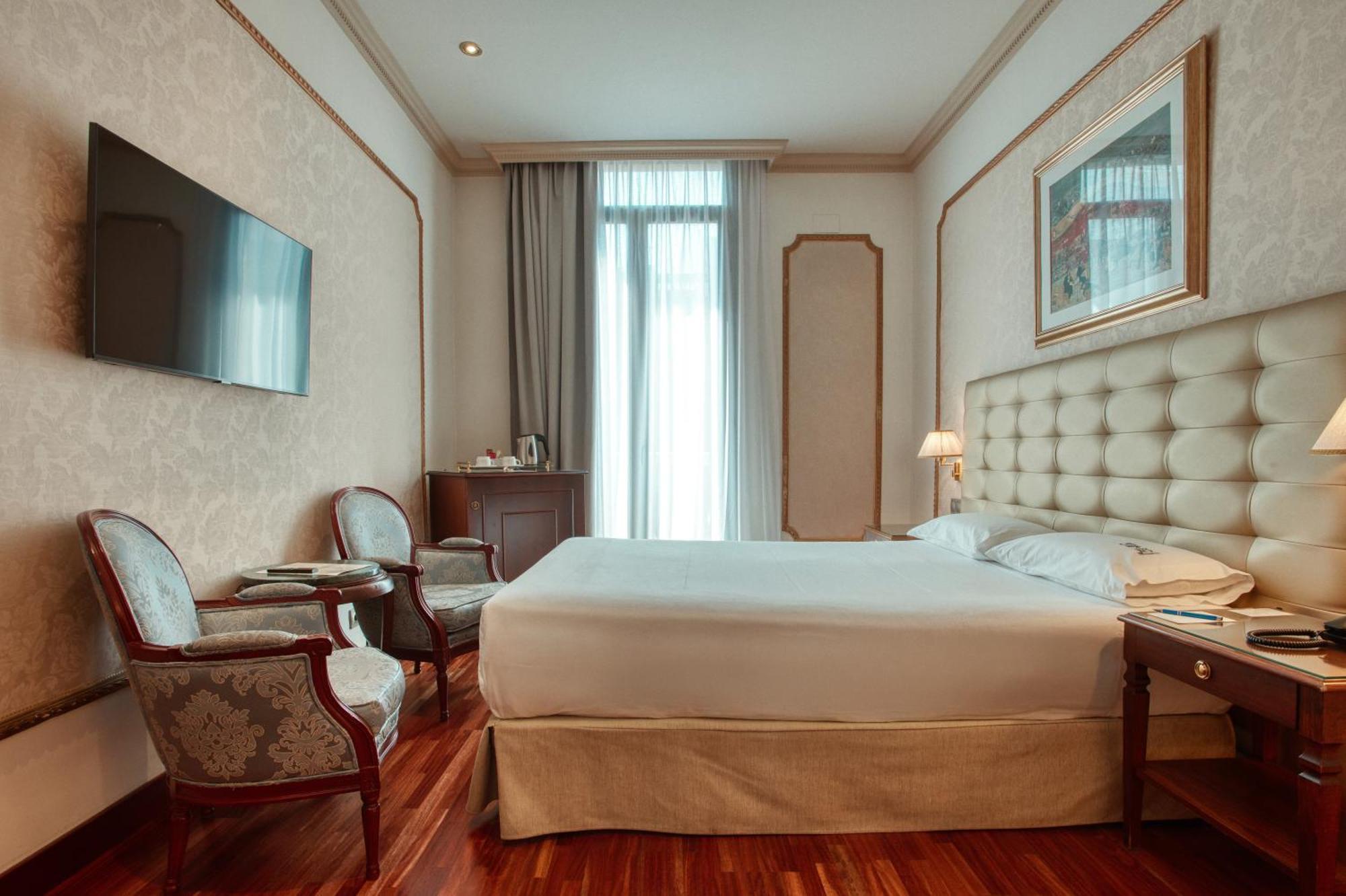 Classic Double or Twin Room