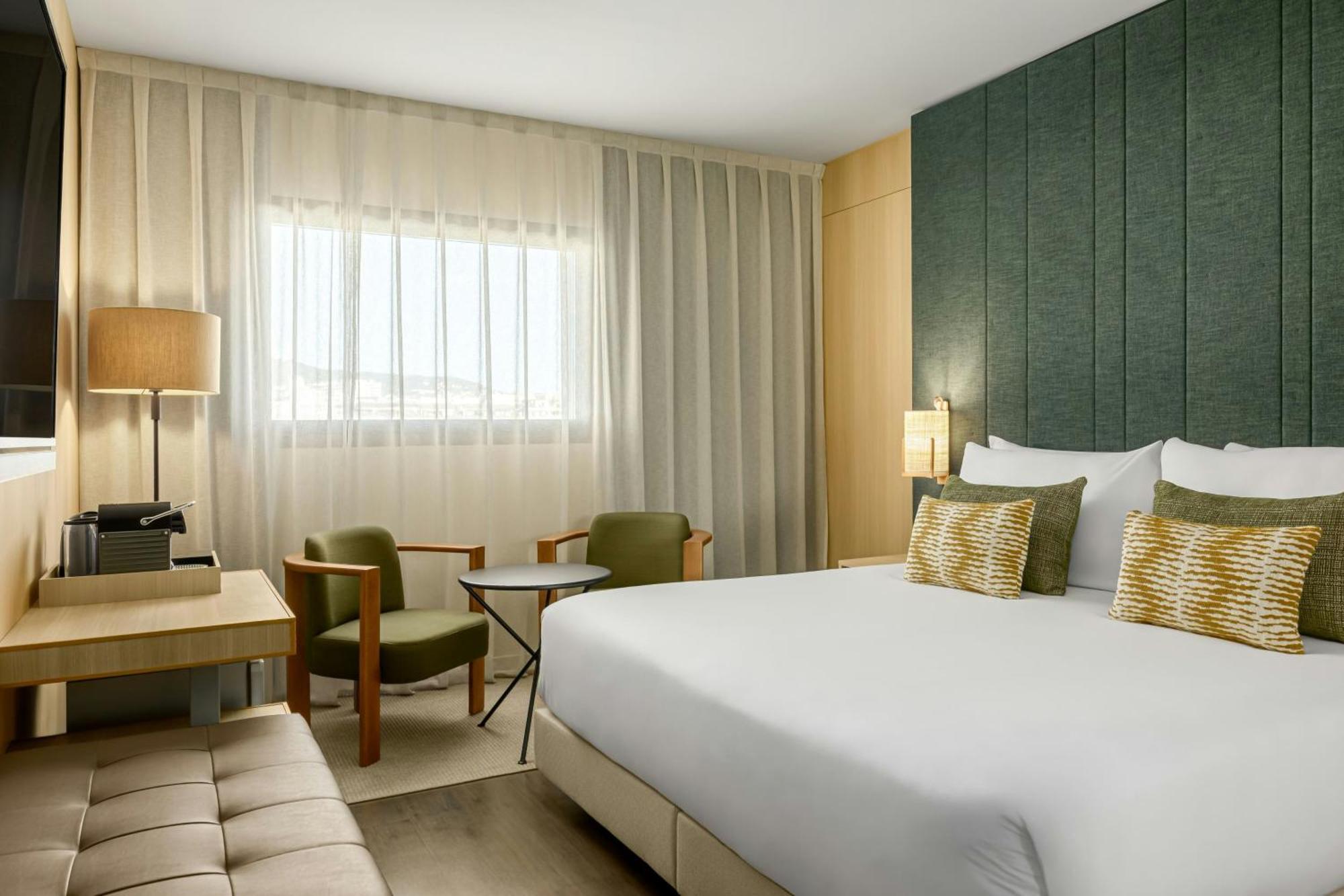 Standard Queen Guest room 1 Queen,1765183696:JPEG