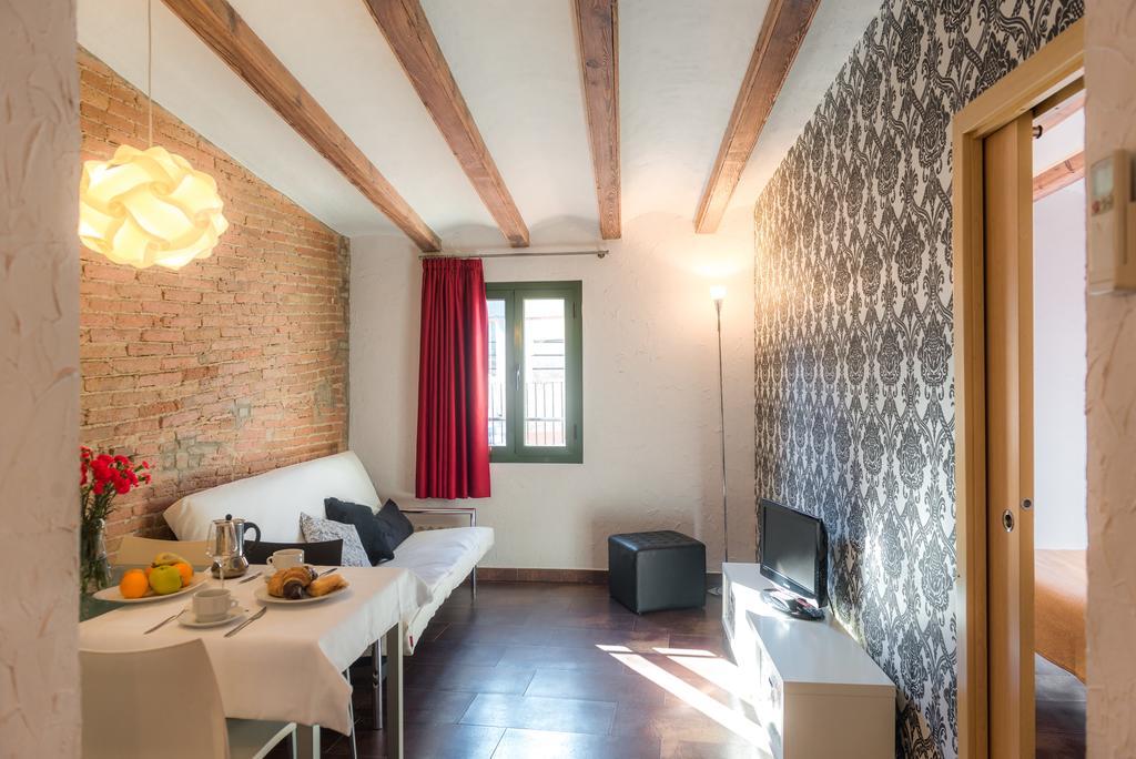 One-Bedroom Apartment,257318605:JPEG