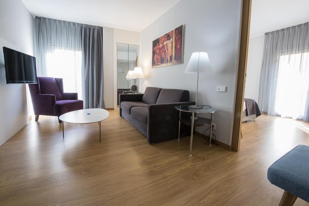 Junior Suite,399462546:JPEG