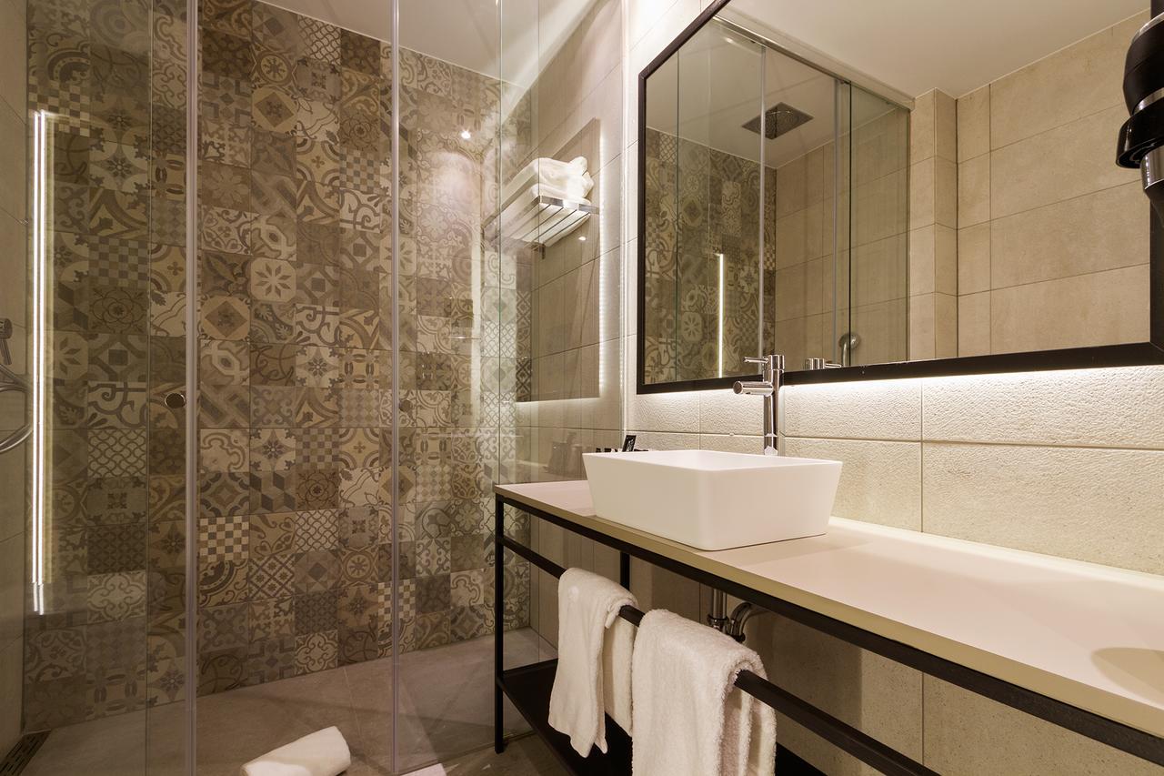 Double or Twin Room Terrace
