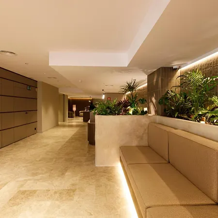 Aparthotel Mariano Cubi Barcelona-3